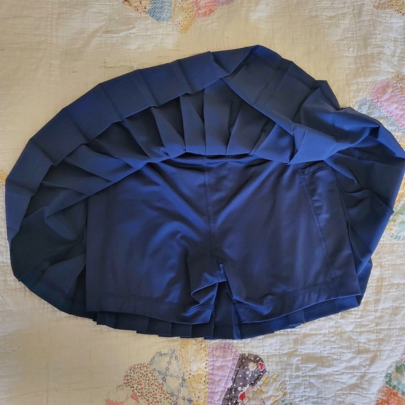 Navy Pleated Tennis Skort - Picture 4 of 4